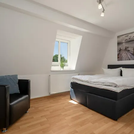 Strandglueck Am Malchower Mit Garten