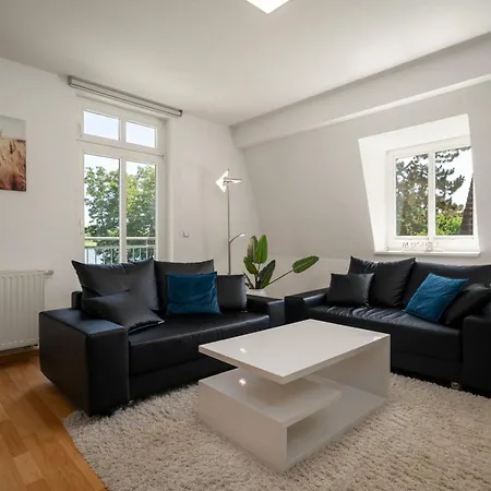 Strandglueck Am Malchower Mit Garten * Malchow (Mecklenburg-Vorpommern)